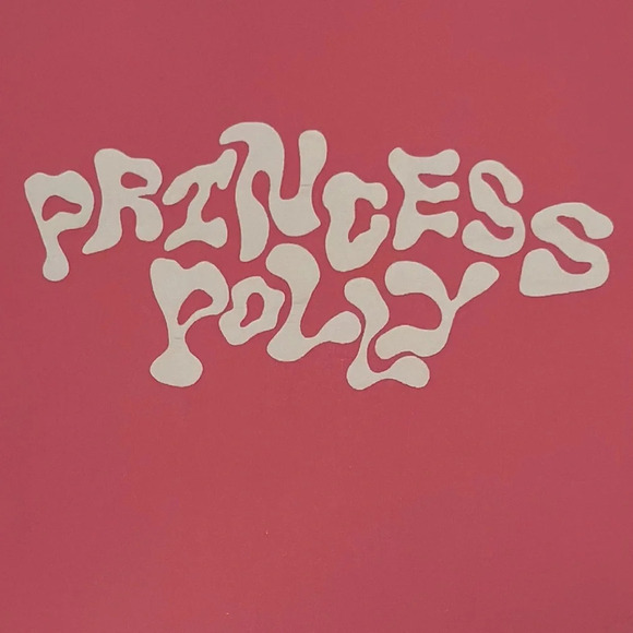 13in Lightly Used Princess Polly Graphic Laptop Case - Picture 2 of 8